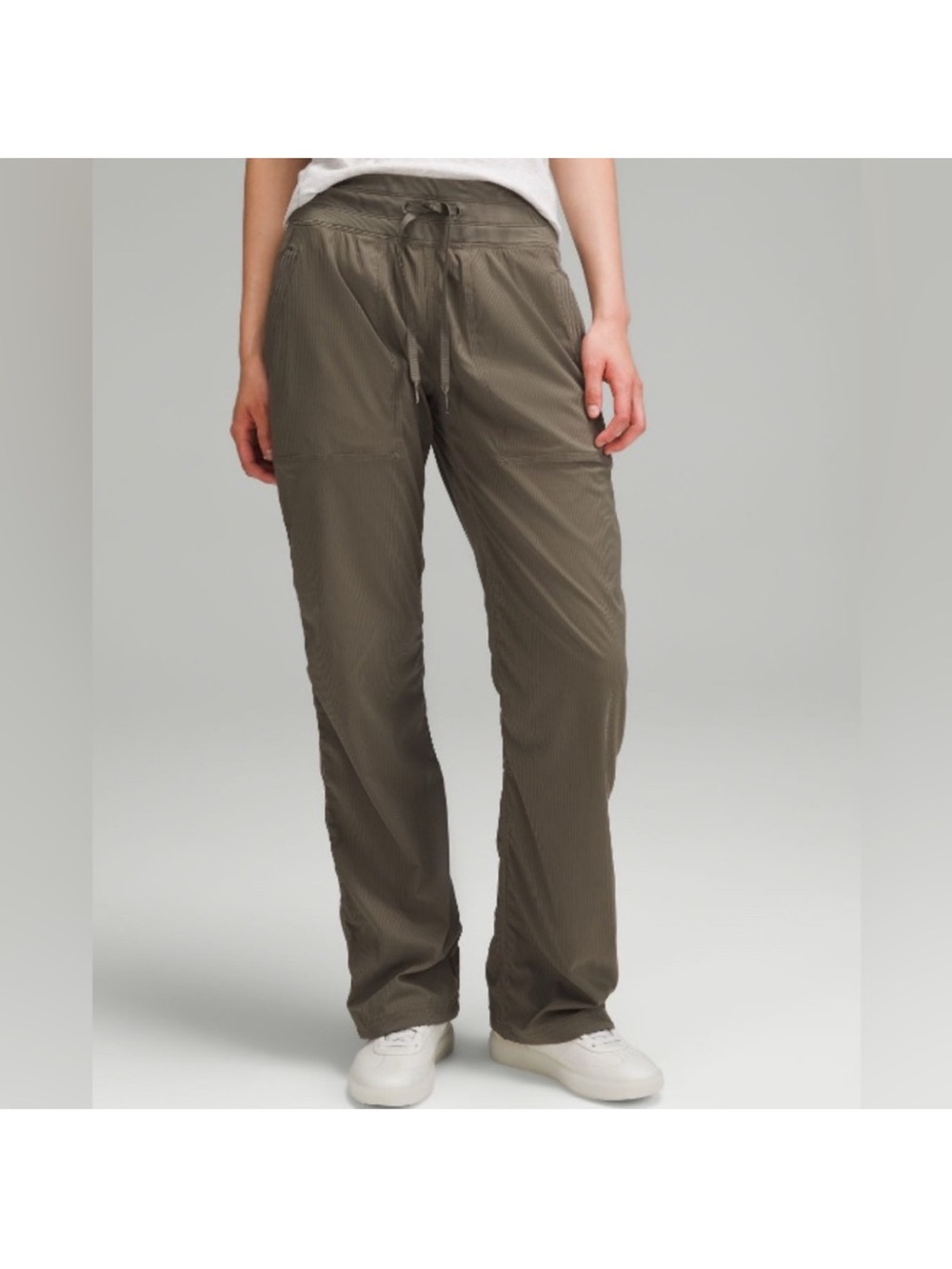 Lululemon Dance Studio Pant Size 4 Regular Inseam 31.5” Army Green